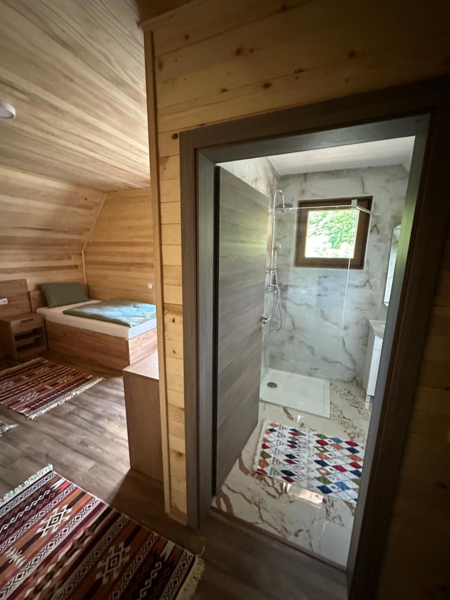 Bungalow House - 5 Rooms Zolaci ภายนอก รูปภาพ