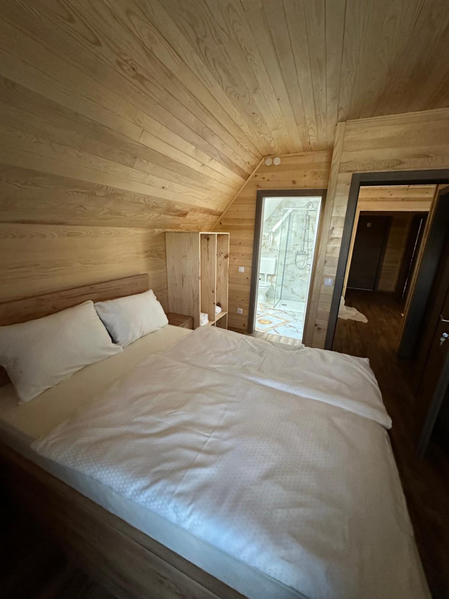 Bungalow House - 5 Rooms Zolaci ภายนอก รูปภาพ