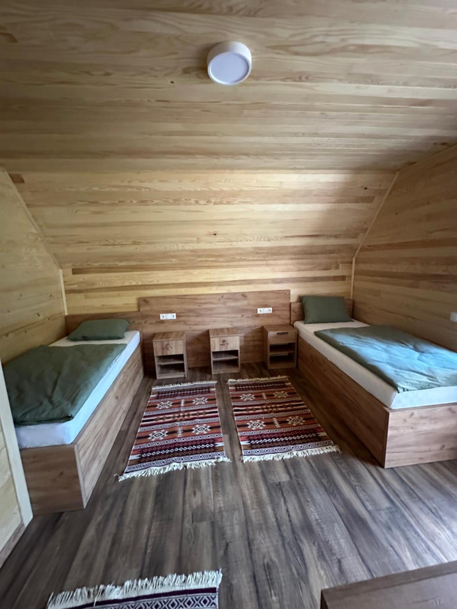 Bungalow House - 5 Rooms Zolaci ภายนอก รูปภาพ